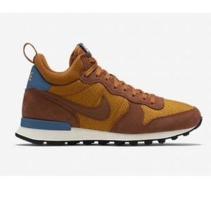 Nike Internationalist MID Sneaker Brown Women’s US 6.5